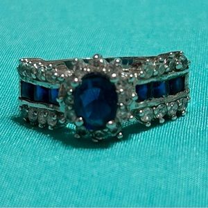 Women’s Blue Sapphire Ring Size: 8.5